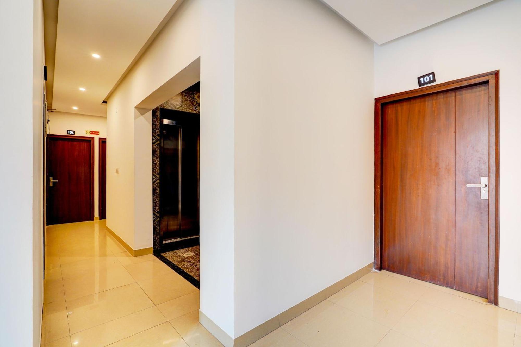 Townhouse Hebbal Bhadrappa Layout Bangalore Eksteriør bilde