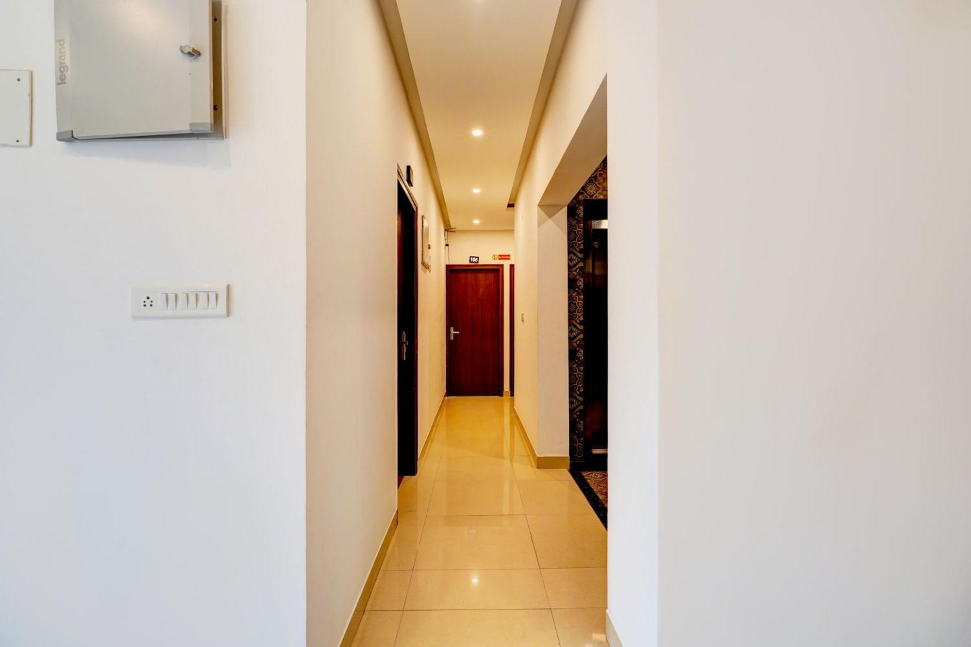 Townhouse Hebbal Bhadrappa Layout Bangalore Eksteriør bilde